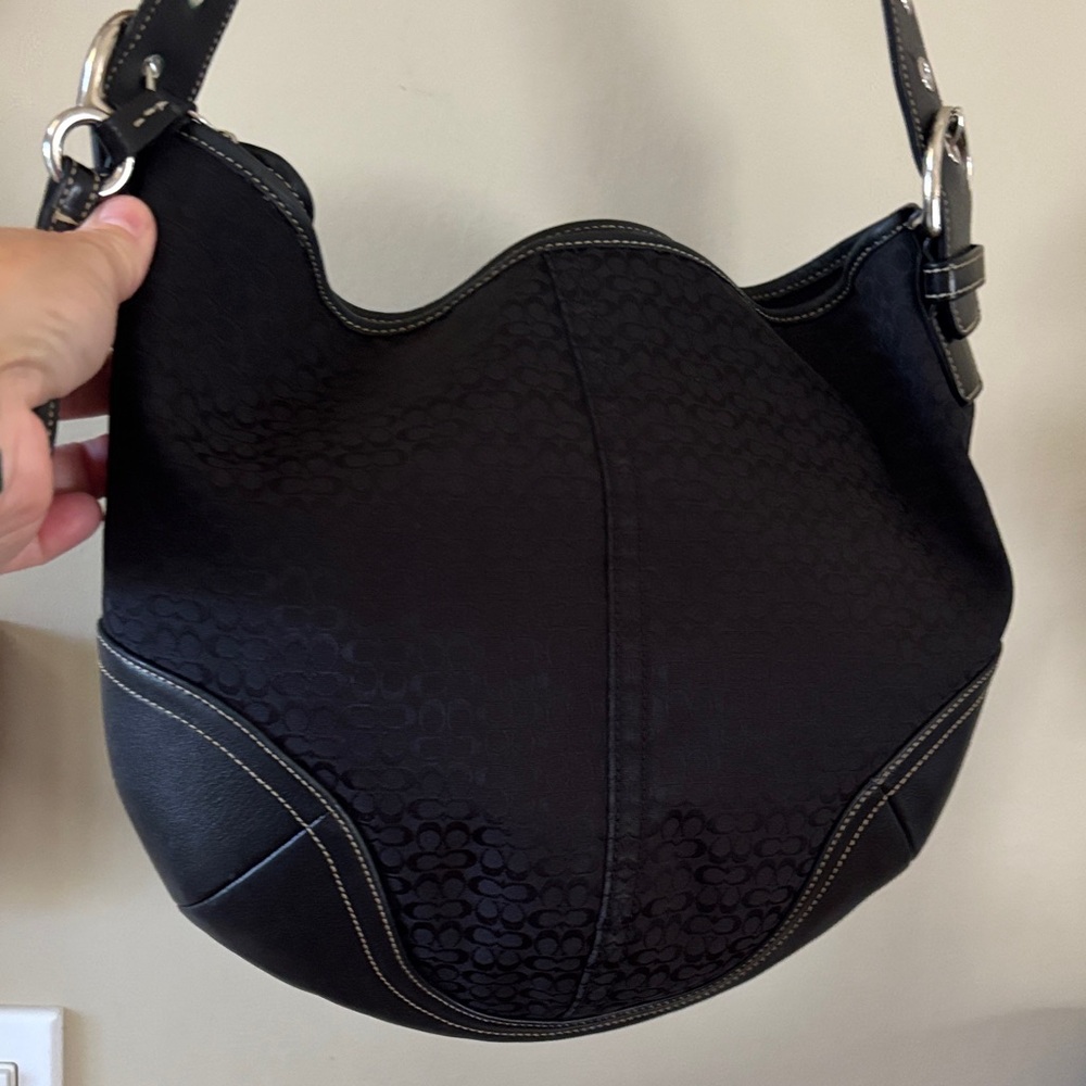 COACH Vintage SoHo Signature Hobo Black Shoulder Bag